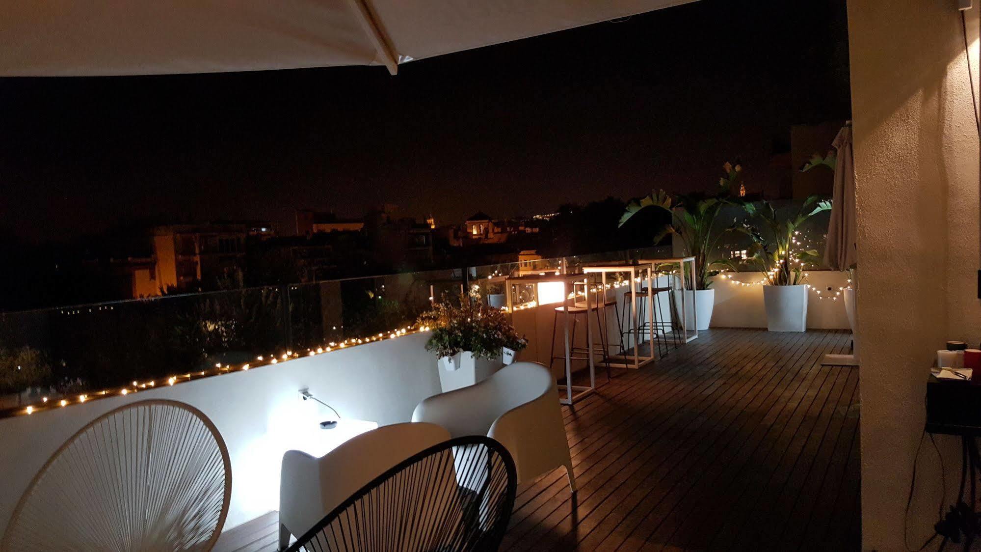 The Corner House 3* Siviglia